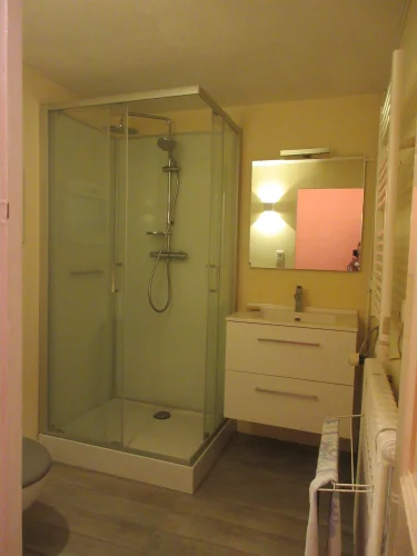 Spacious Home in the Town Centre of Argenton! photo 5