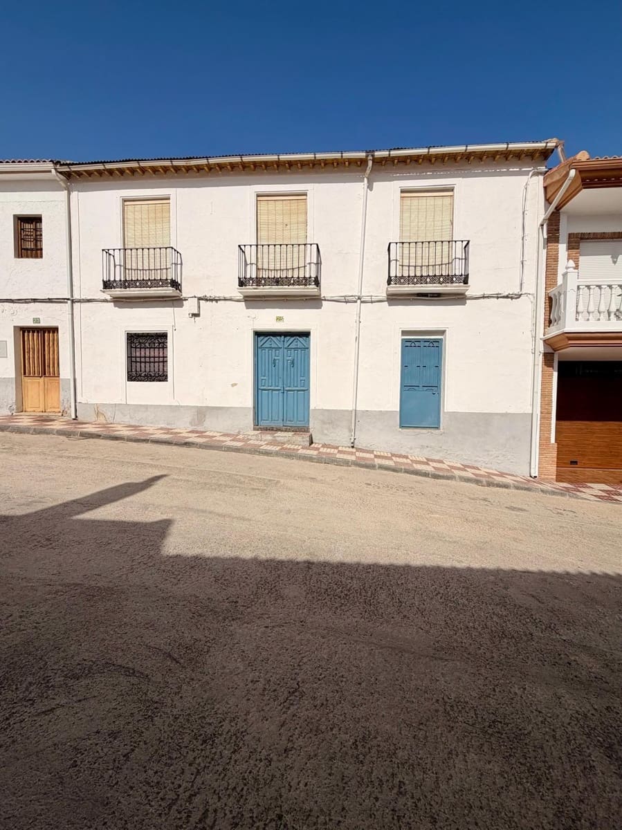 Townhouse for sale in Torre-Cardela, Granada photo 4