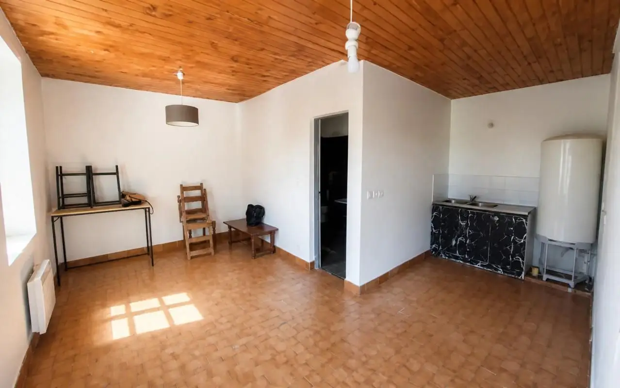 Apartment for sale in Besseges — 9 bedrooms, 150 m² photo 3