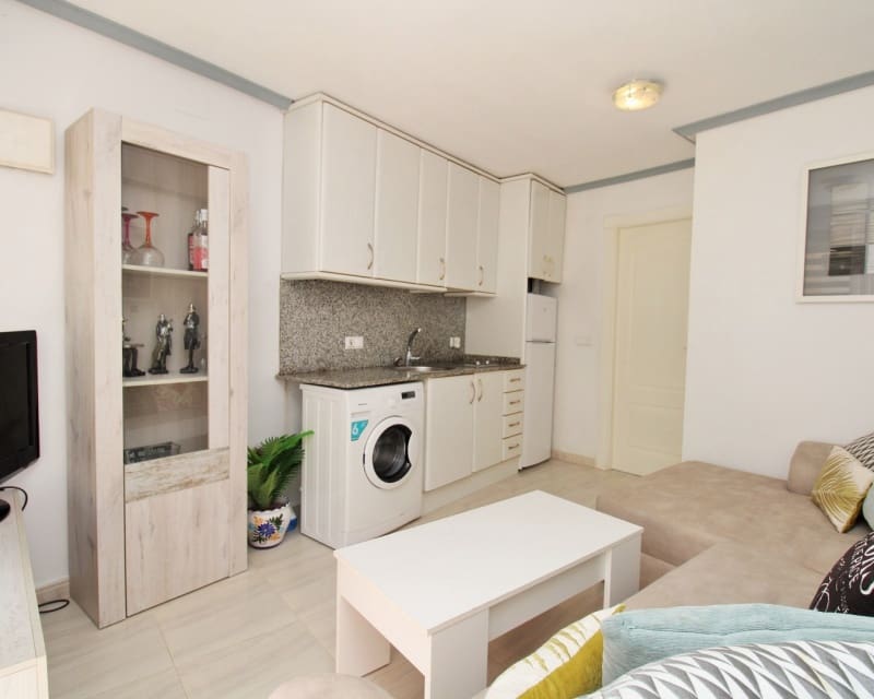 Bungalow for sale in Villamartin, Orihuela, Alicante photo 3