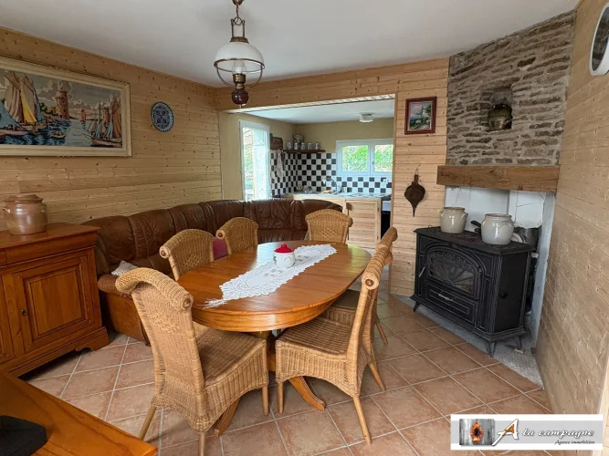 A Peaceful, Move-in-Ready Countryside Cottage. photo 2