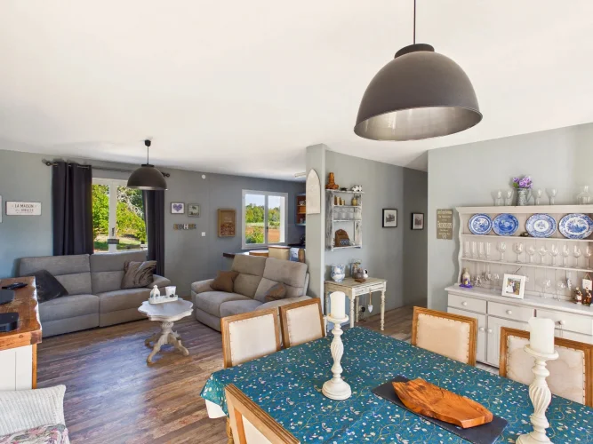 Versatile Village Home with Four Bedrooms and Lovely Views photo 4
