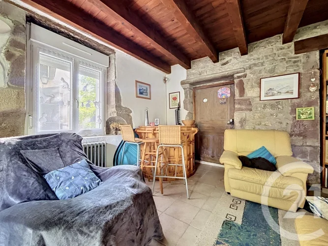 Century 21 Gsm Immo in Lure Presents: this Character-Filled House Full of Charm Located in Quers, of photo 4