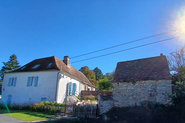 3 Bed House for Sale Jumilhac Le Grand, Dordogne with Beautiful Views photo 4