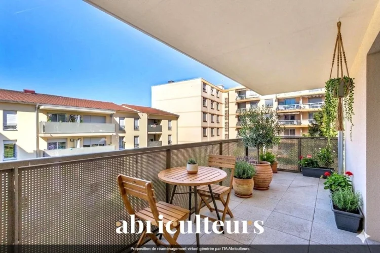 4-Room Apartment of 85 m² with Balcony and Parking – Vénissieux, Rue Paul Bert