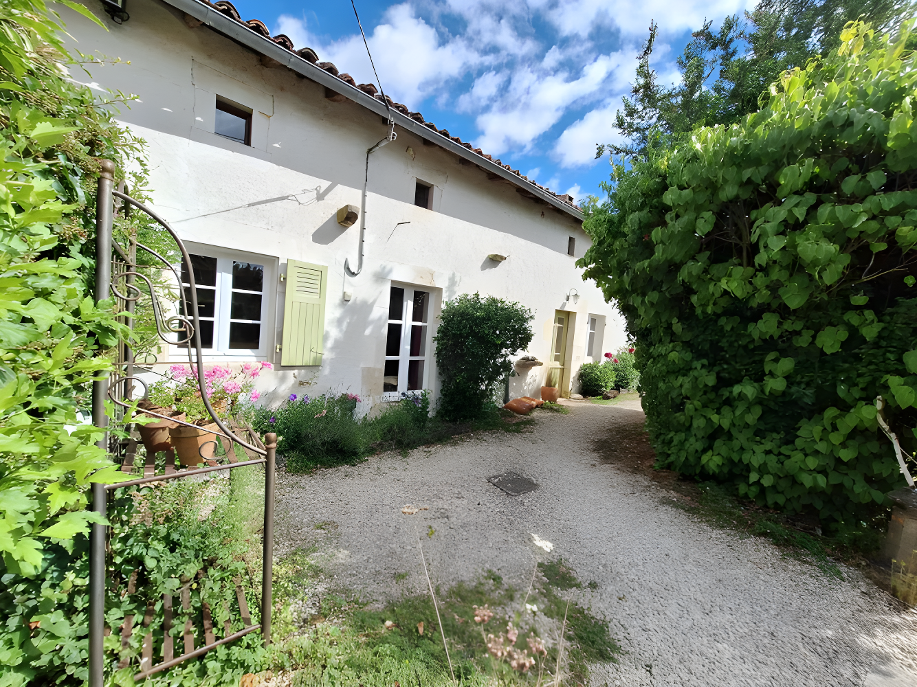 Delightful Character Property in a Quiet Hamlet