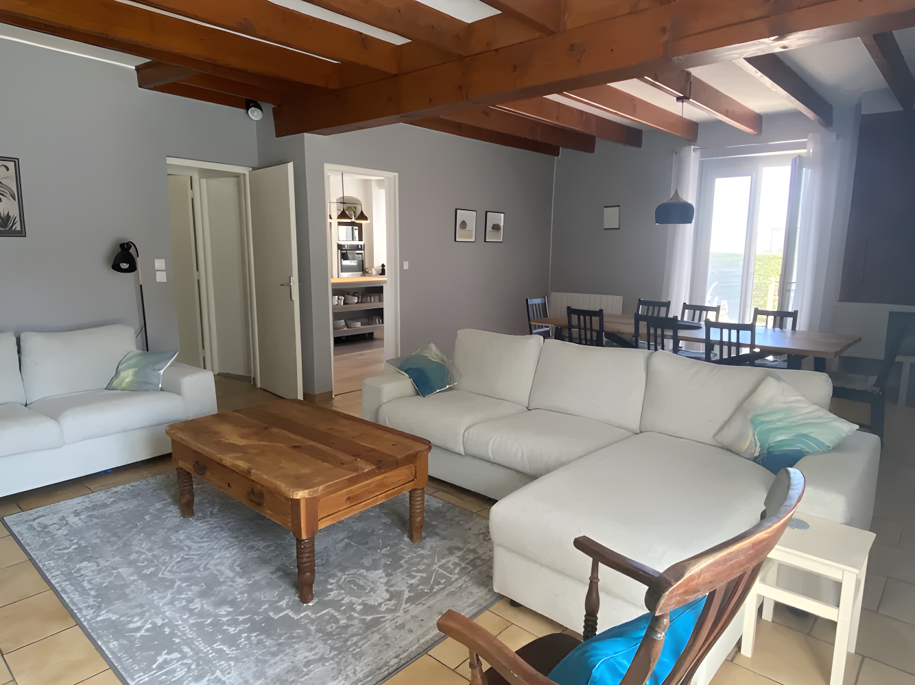 Charming 3 Bedroom Property with Heated Pool – Near Aubeterre-Sur-Dronne photo 4