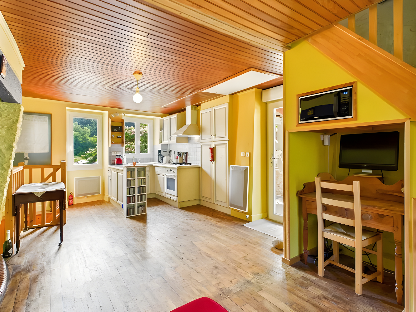 Charming Stone Village House with Covered Terrace photo 3
