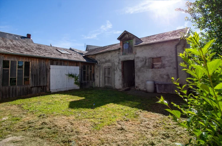 Large House to Renovate Strong Commercial or Tourist Potential photo 3
