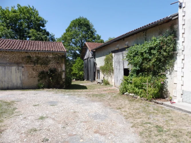Riberac-Périgueux Axis photo 3