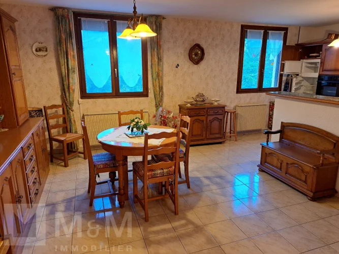 Close to Lake Saint-Bertrand and Exclusively at Mm photo 4