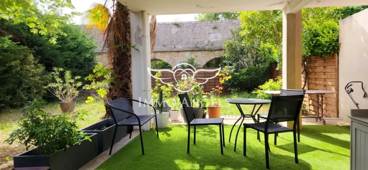 Montpellier Hôpitaux-Facultés T3 with Garden, Loggia and St
