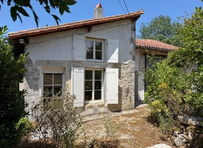 3 Bed House for Sale in Verteuil-Sur-Charente photo 3