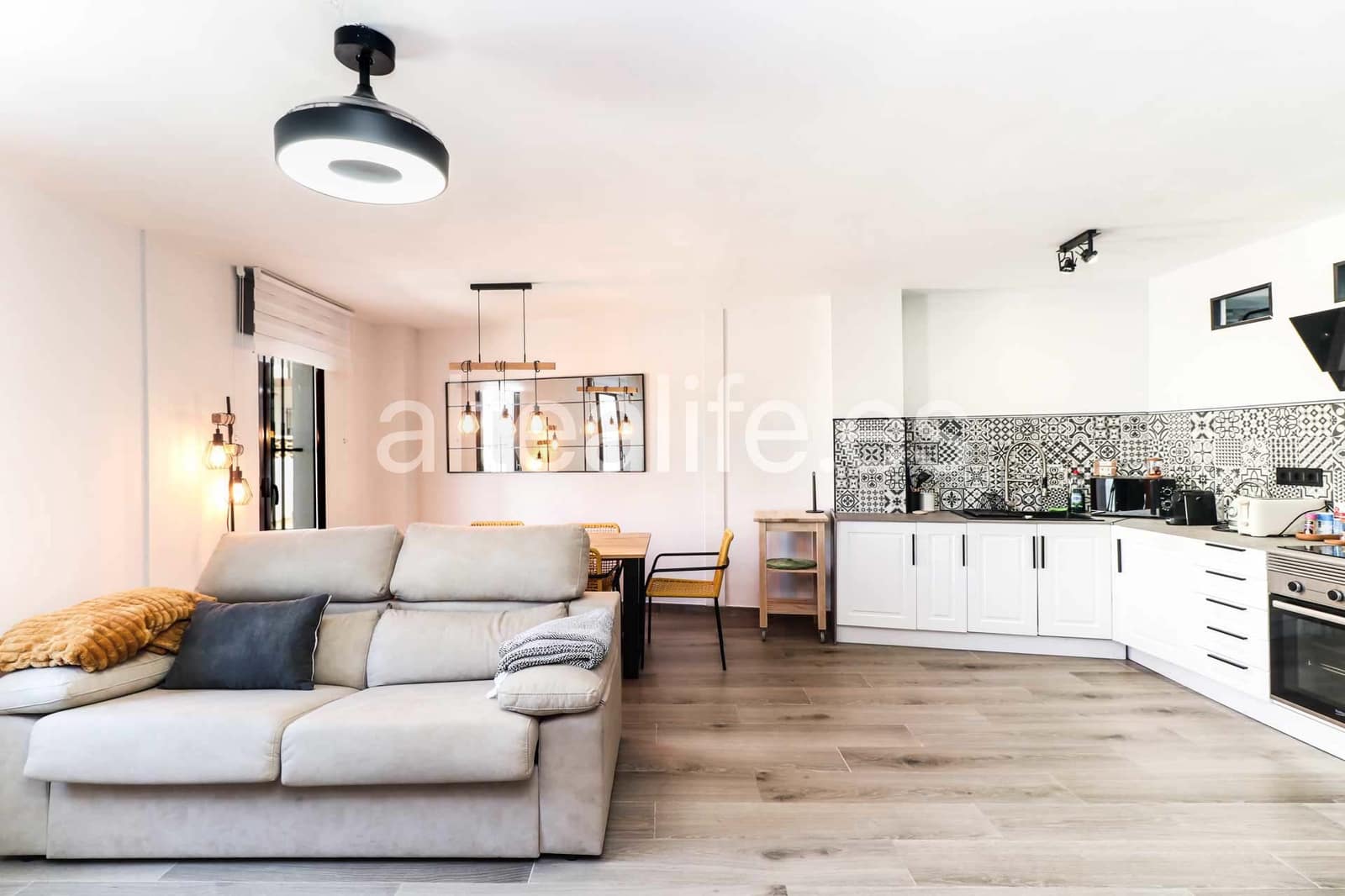 Apartment for sale in Altea, Alicante photo 3