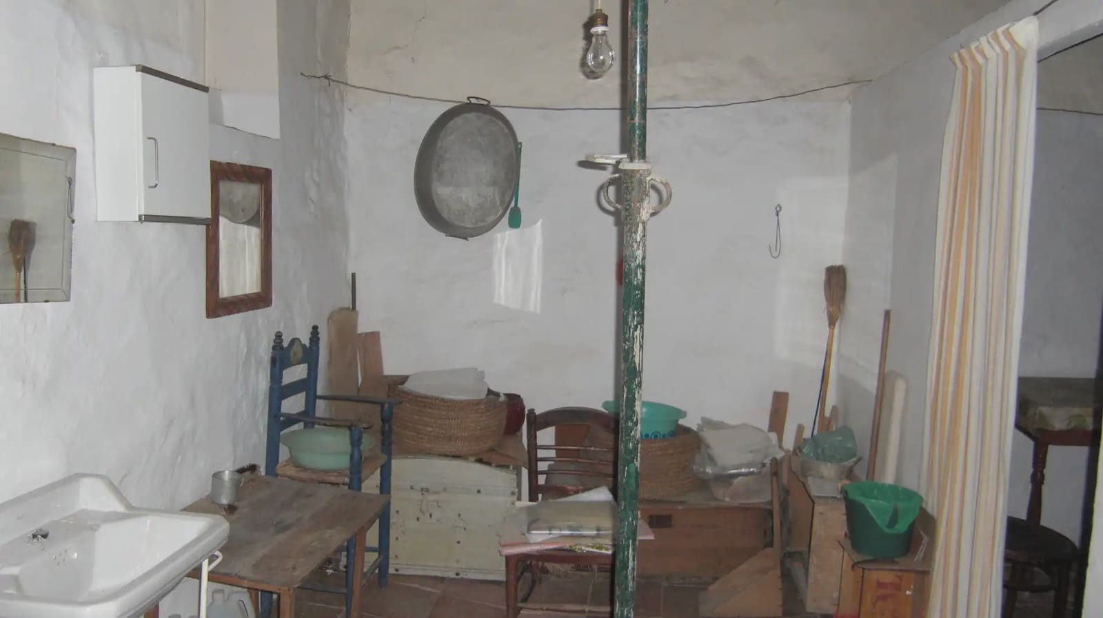 Townhouse for sale in Ubrique, Cádiz photo 3