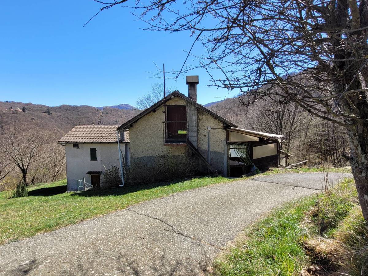 Property in Sassello photo 2