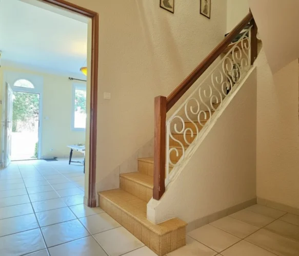 Renovated Village House with 2 Garages photo 5