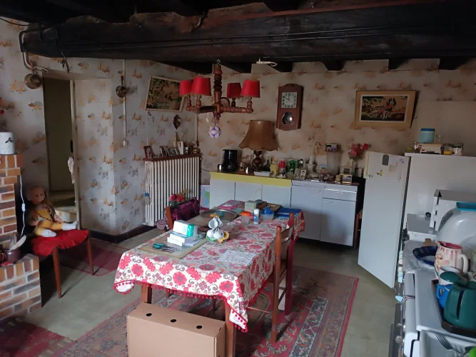 House to Renovate with Garage photo 3
