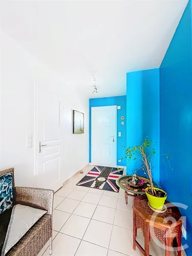 For Sale Saint Chinian: Rented House: in a Village with Authentic Charm, Discover this photo 5