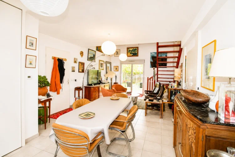 A Lovely 3-Bedroom House with a Garden in Eymet photo 4