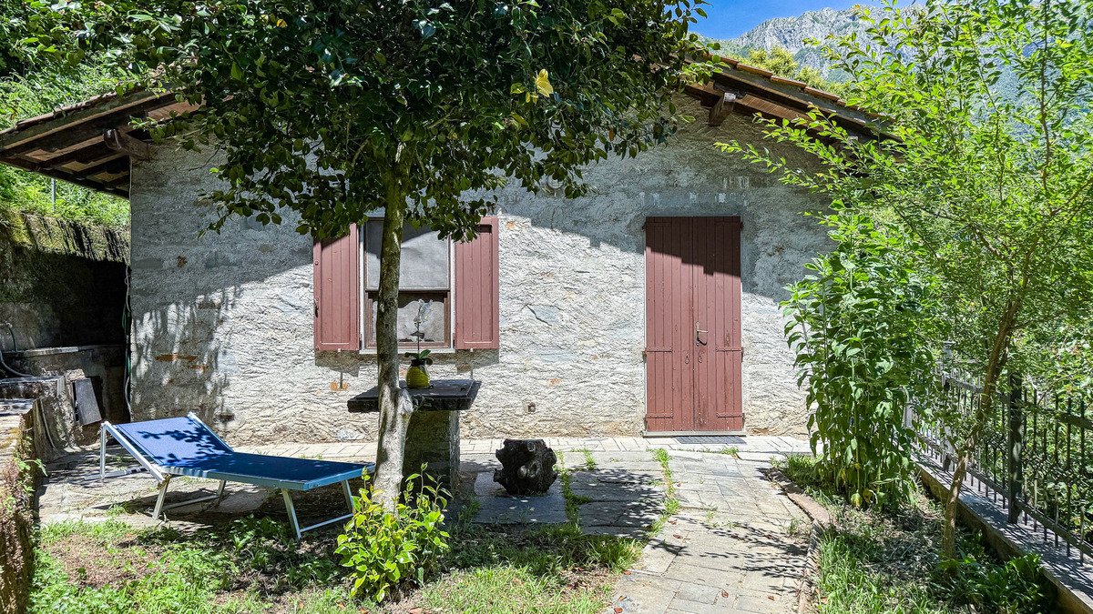 3 bedrooms detached house, 105 m² Stazzema, Lucca (province) Versilia