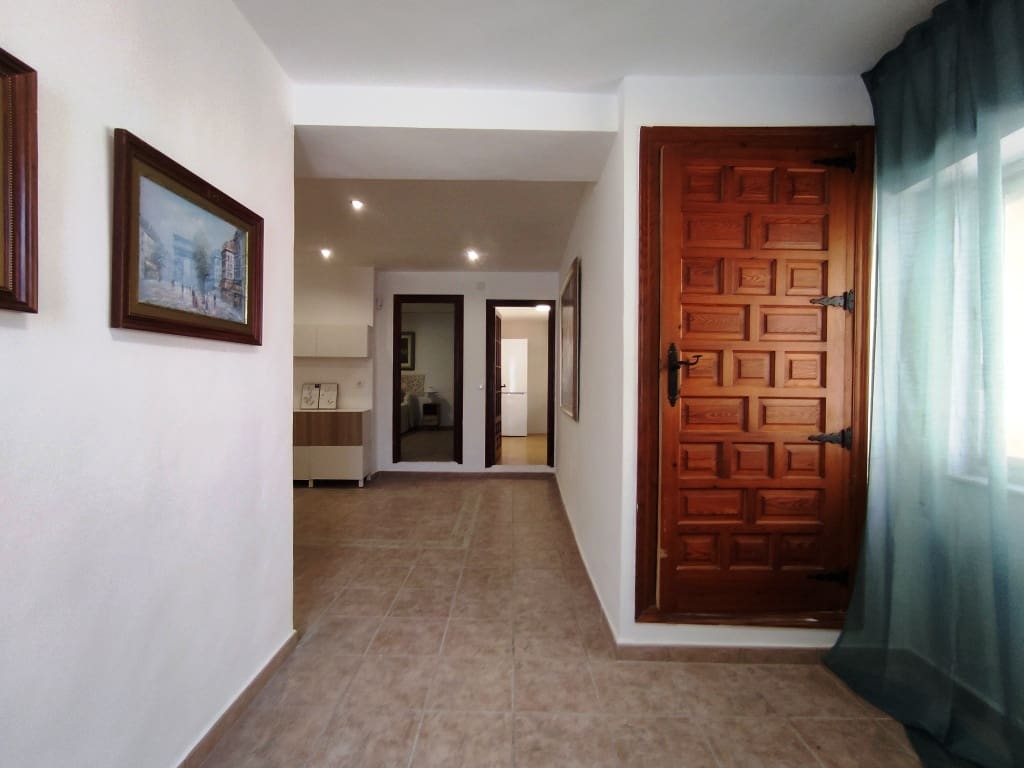 Townhouse for sale in Almudaina, Alicante photo 2