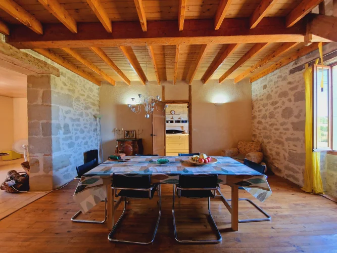 3 Bedroom Stone Farmhouse with Pool and Views photo 3