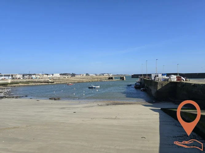 2 Minutes from the Port and the Beach photo 3