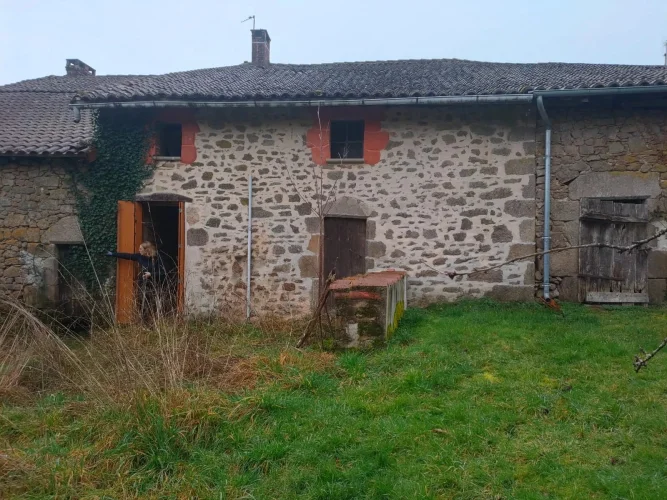 Charming Village House in Saint-Cyr, 2 Bedrooms photo 2