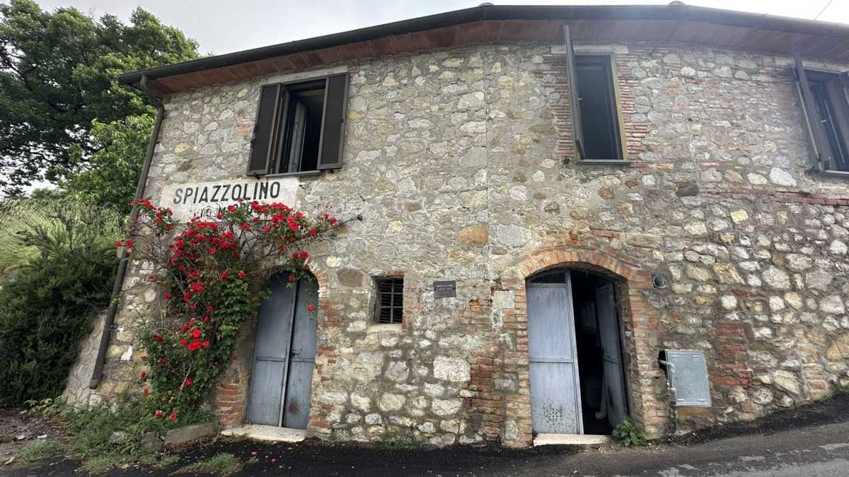 Property in Monteleone D Orvieto photo 3