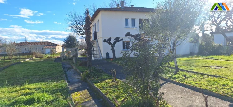 Masseube: Lovely, Very Well-Maintained Villa with Garden and Garage photo 4