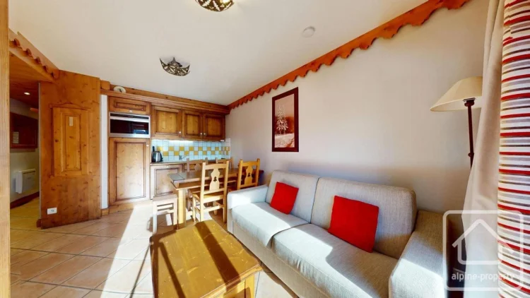 Furnished Apartment under a Commercial Lease, with 2 Bedrooms, 2 Bathrooms, a Cellar, a Ski Locker, photo 4