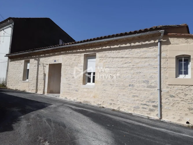 House for Sale in Saint-Seurin-De-Cursac