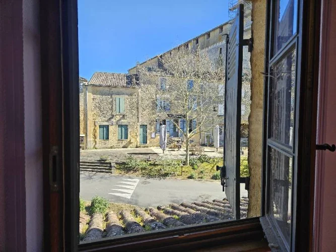 House Located in the Heart of the Beautiful Village of Saint-Avit-Sénieur, this Charming Stone Property Comprises a Hous… photo 5