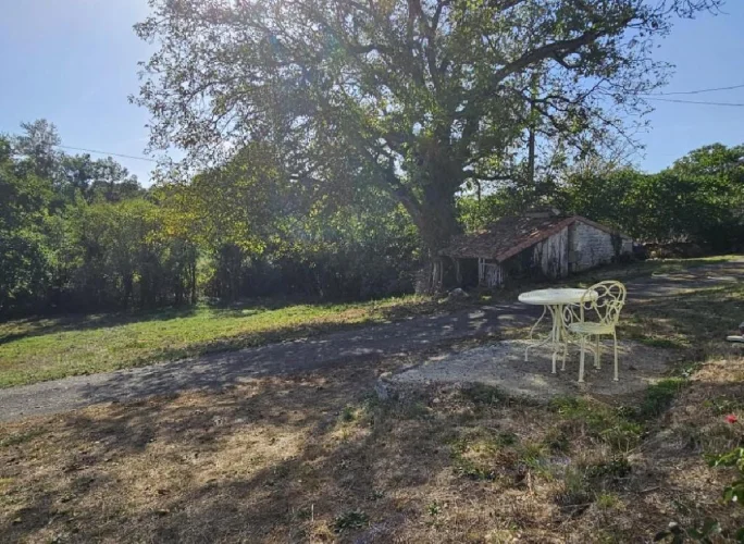 2 Bed House for Sale in Alloue photo 3