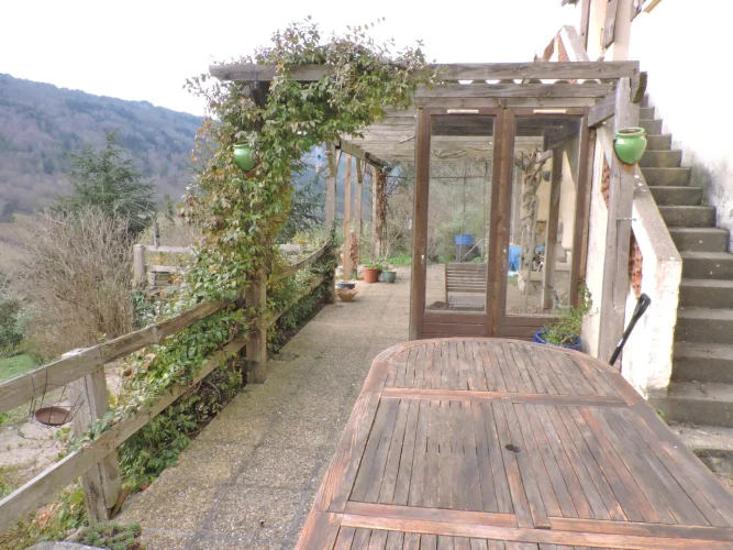 Lovely House in Quiet Location with Garden photo 3