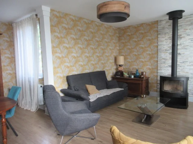 Gorgeous, Fully Renovated 1930s Home! photo 3