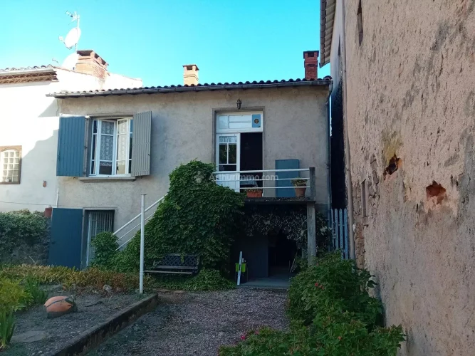 Charming Village House in Monestiés