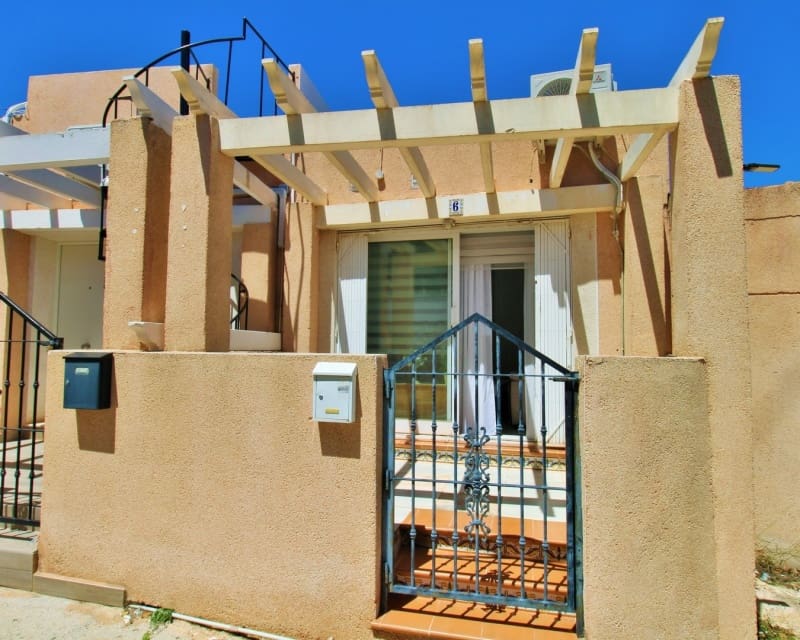Bungalow for sale in Villamartin, Orihuela, Alicante photo 2