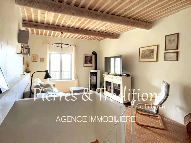 Luberon, Beautiful Village House with View and Terrace photo 2