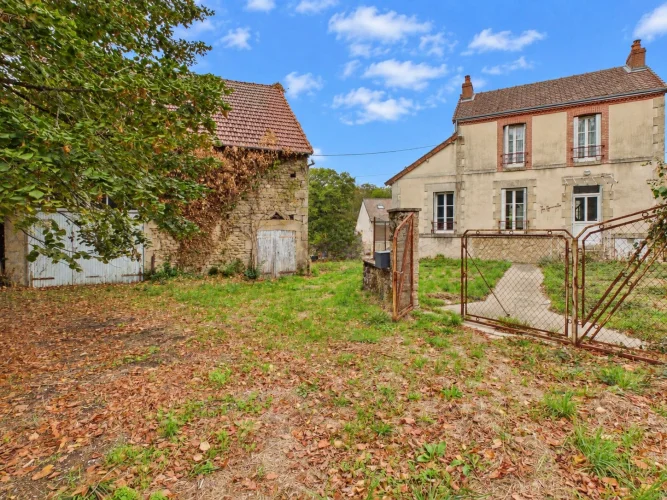 Old-Fashioned Charm & Vintage Atmosphere Near the 3 Lakes