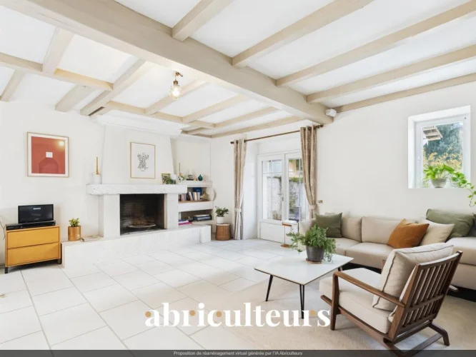 South-Facing Garden House with no Overlooking, for Sale in Cognac (16100) photo 2