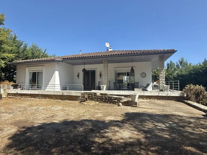 Contemporary 5-Bedroom House with Garden Tournon D'agenais photo 2