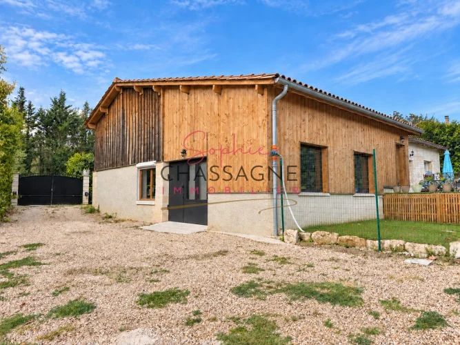 Stone House of 129 m² on 3 Hectares - Property Designed for an Eco-Friendly Approach photo 3