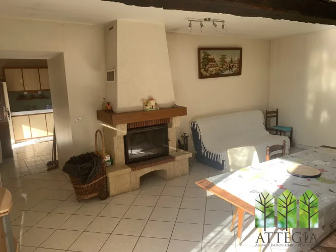Village House with 2 Fishing Lakes & Gîte Potential photo 4