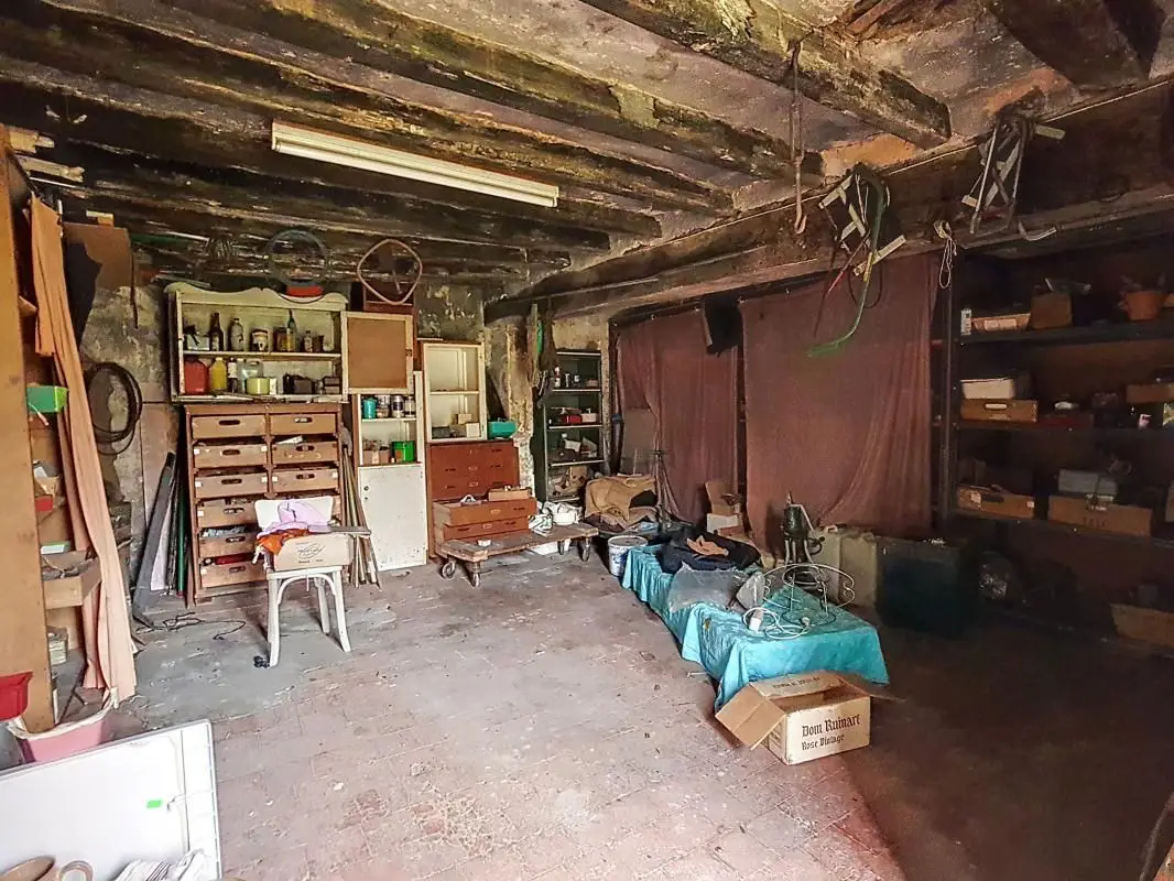 House for sale in Selles-sur-Cher — 1 bedroom, 188 m² photo 3