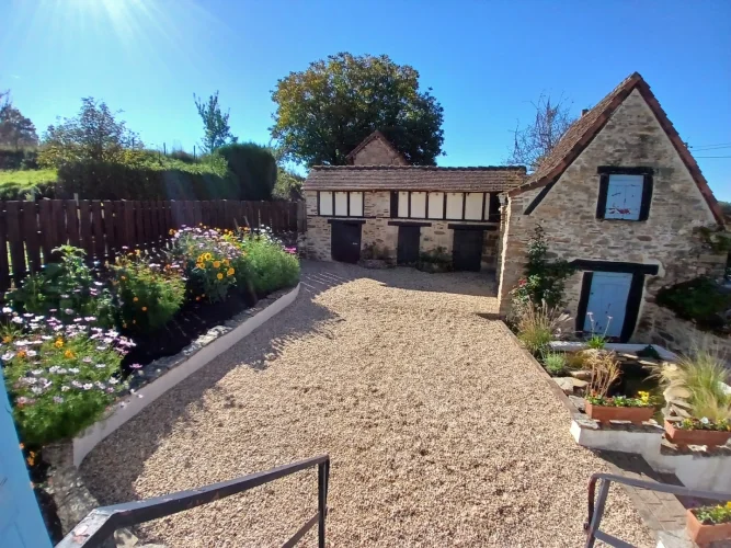 3 Bed House for Sale Jumilhac Le Grand, Dordogne with Beautiful Views photo 3
