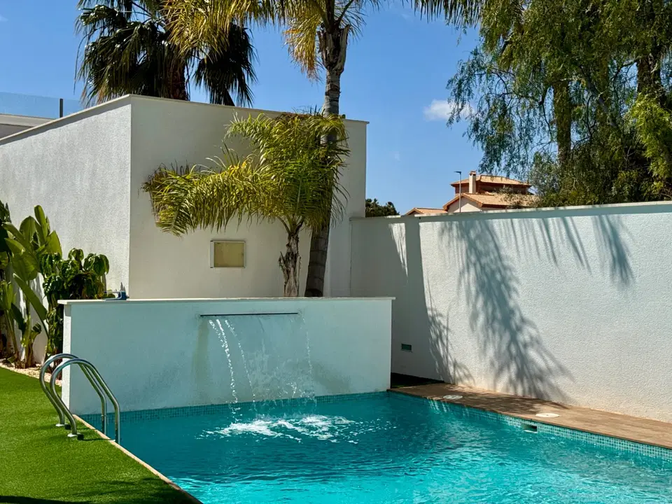 Apartment in Pilar de la Horadada, Alicante province