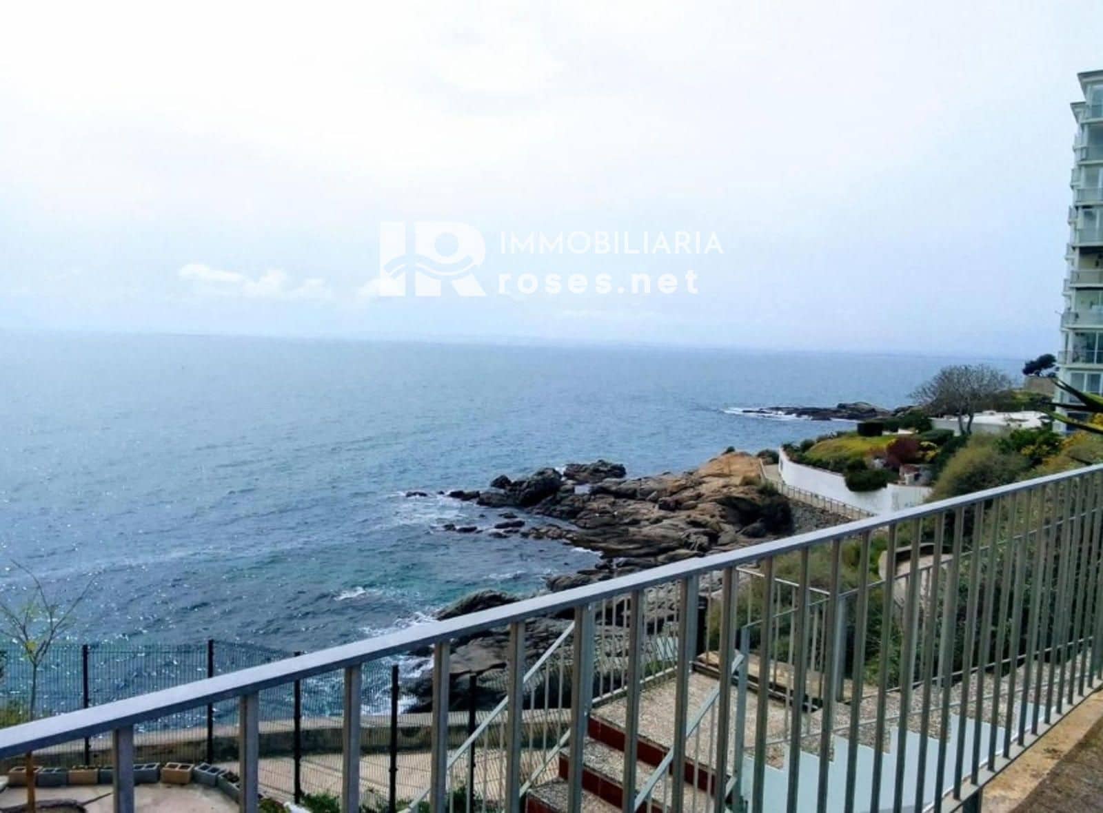 Beach Apartment for sale in Roses, Girona