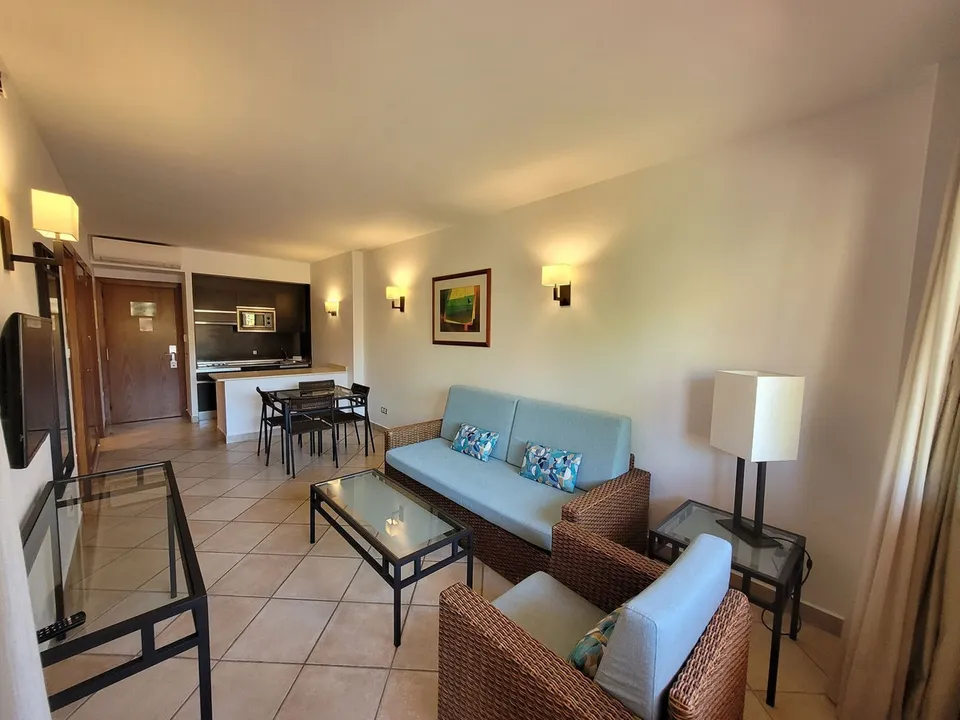 Bel Air Properties photo 2